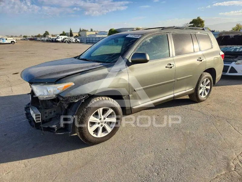 2013 Toyota Highlander photo
