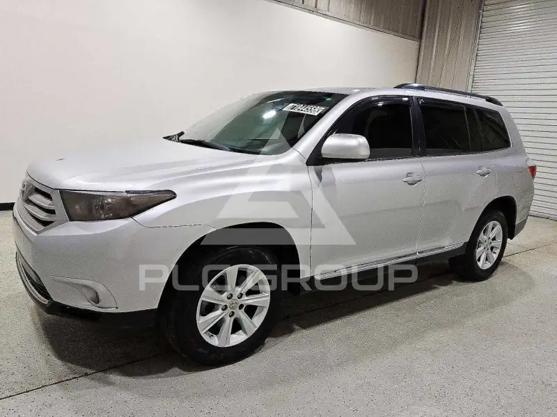 2013 Toyota Highlander фото