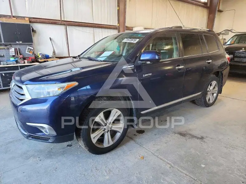 2013 Toyota Highlander фото