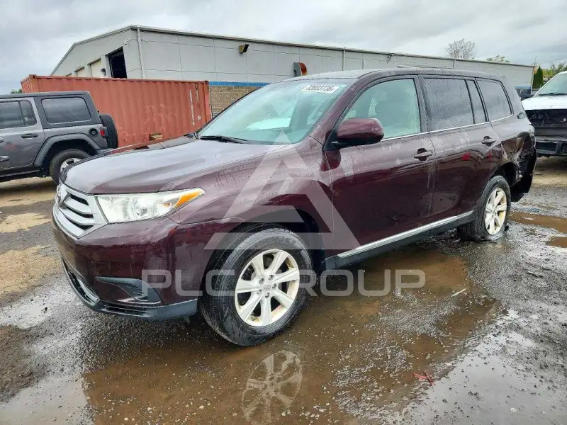 2013 Toyota Highlander photo