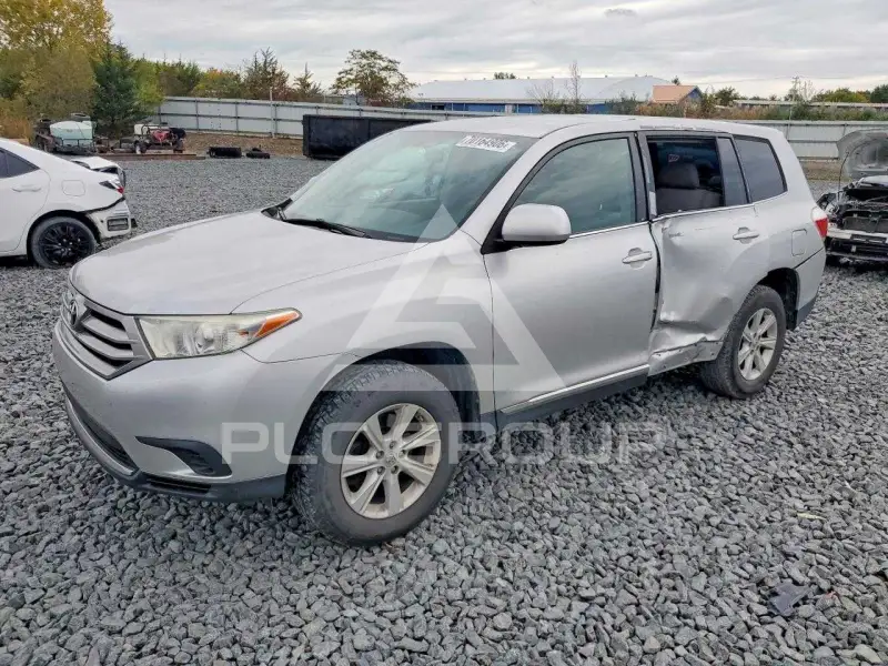 2013 Toyota Highlander photo