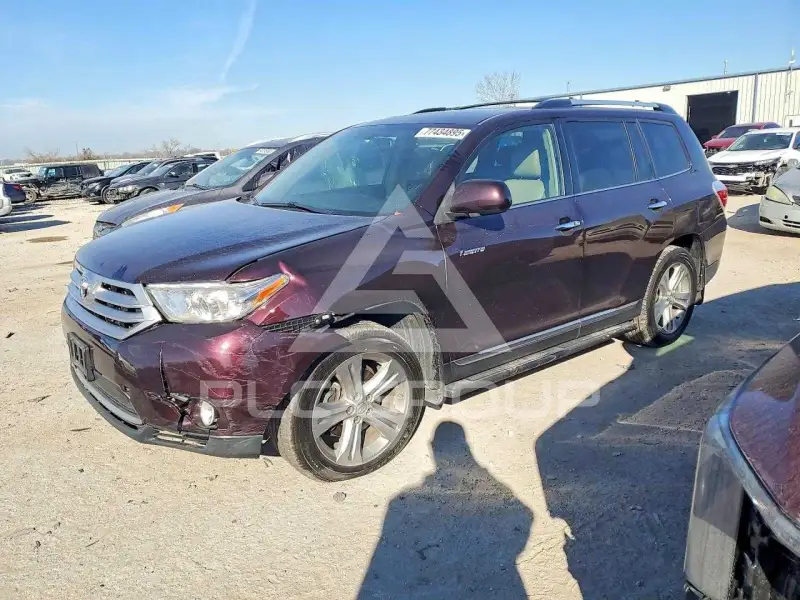 2013 Toyota Highlander photo
