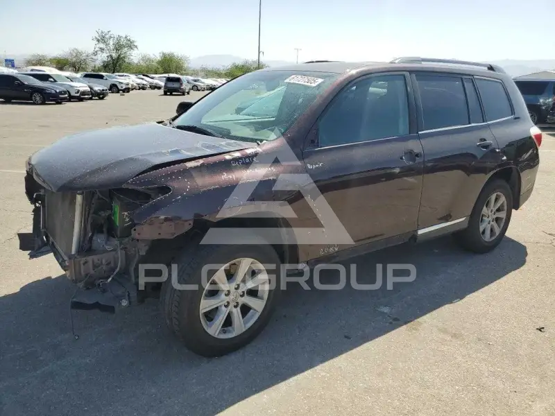 2013 Toyota Highlander фото