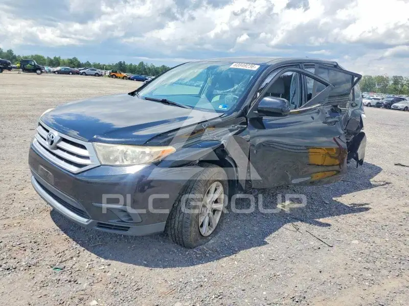 2013 Toyota Highlander фото