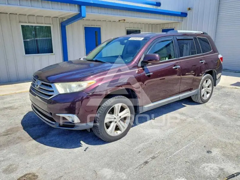 2013 Toyota Highlander фото