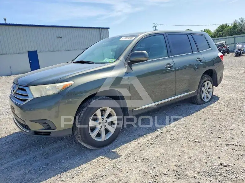 2013 Toyota Highlander фото