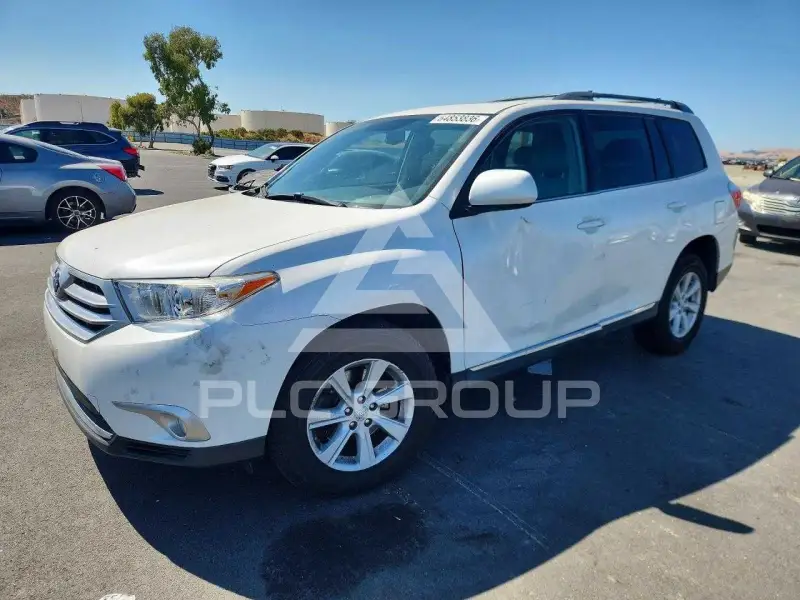 2013 Toyota Highlander фото