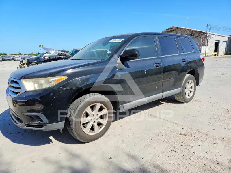 2013 Toyota Highlander фото