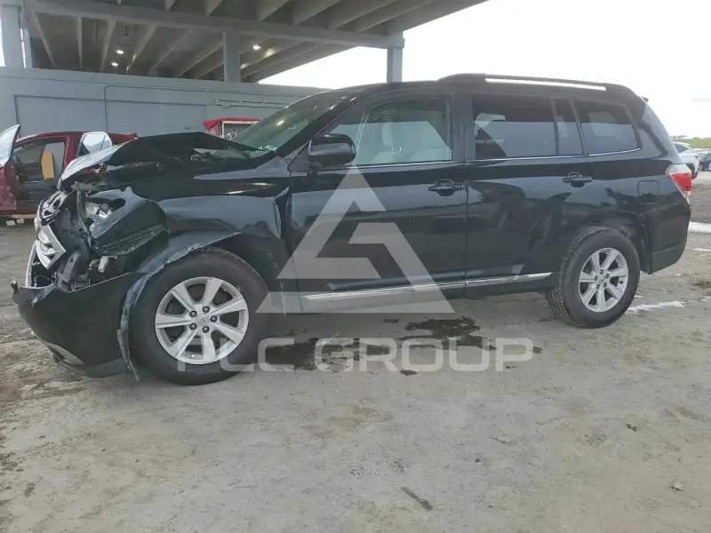 2013 Toyota Highlander фото