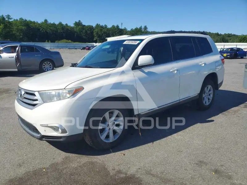 2013 Toyota Highlander фото