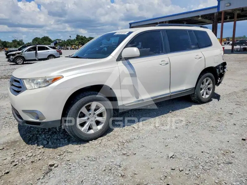 2013 Toyota Highlander фото
