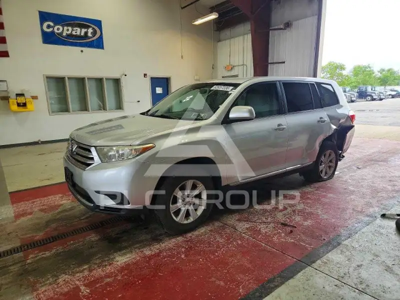 2013 Toyota Highlander фото
