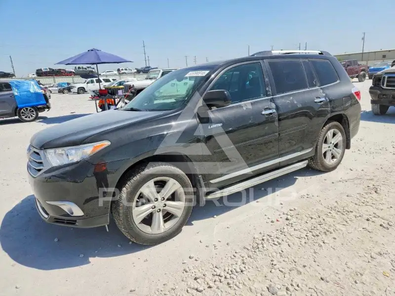 2013 Toyota Highlander фото