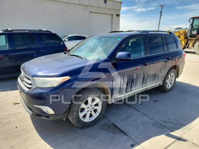 2013 Toyota Highlander фото