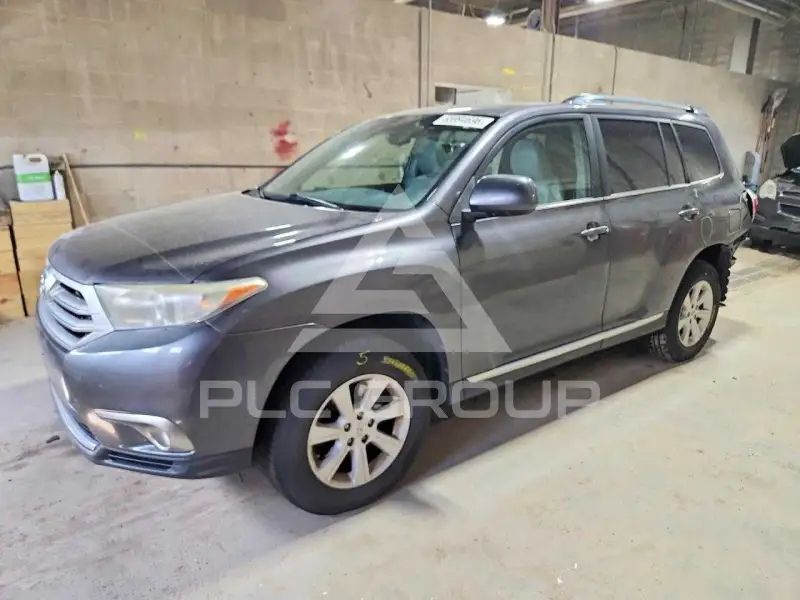 2013 Toyota Highlander photo