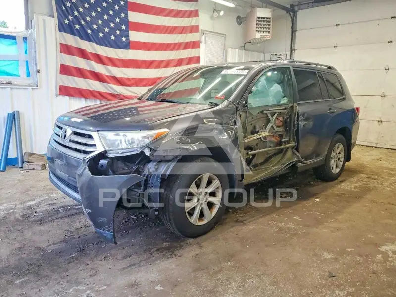 2013 Toyota Highlander photo