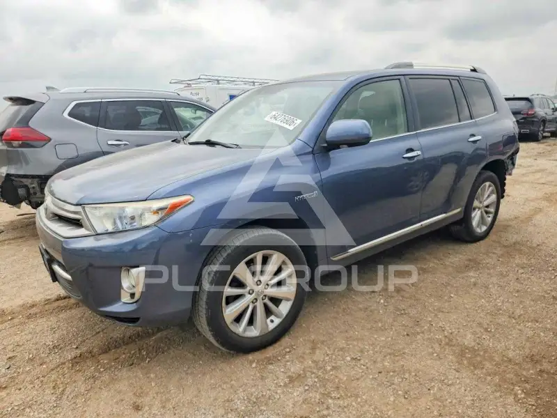2013 Toyota Highlander фото