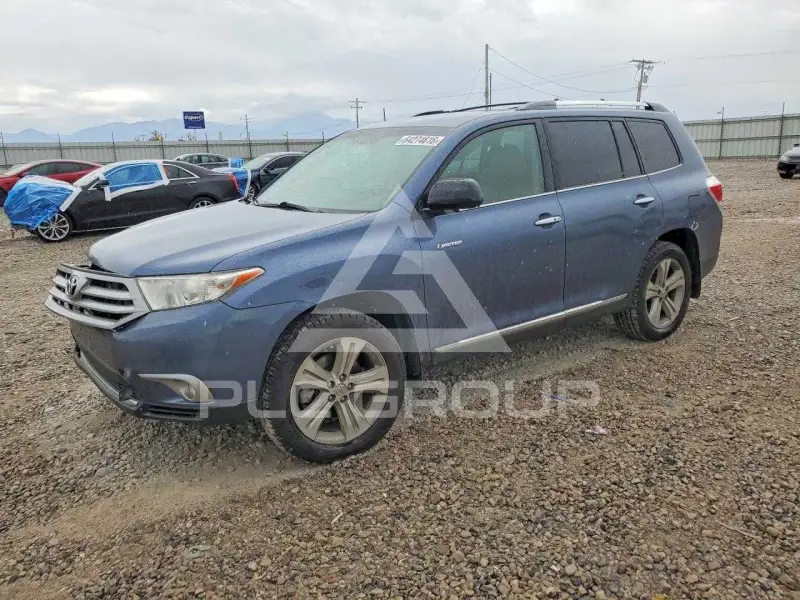 2013 Toyota Highlander photo
