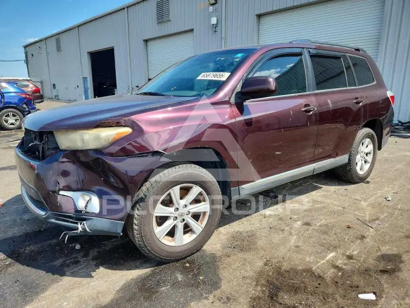 2013 Toyota Highlander photo