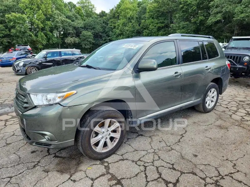 2013 Toyota Highlander фото