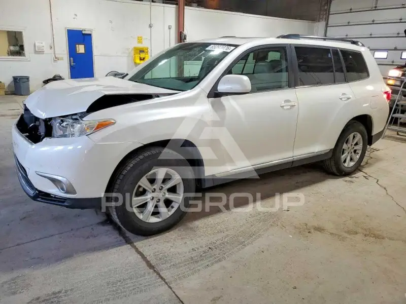 2013 Toyota Highlander фото