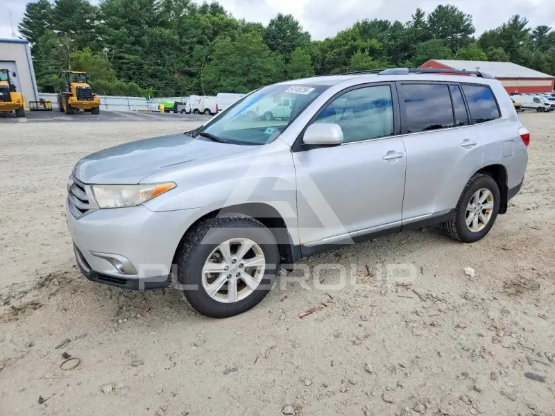 2013 Toyota Highlander фото