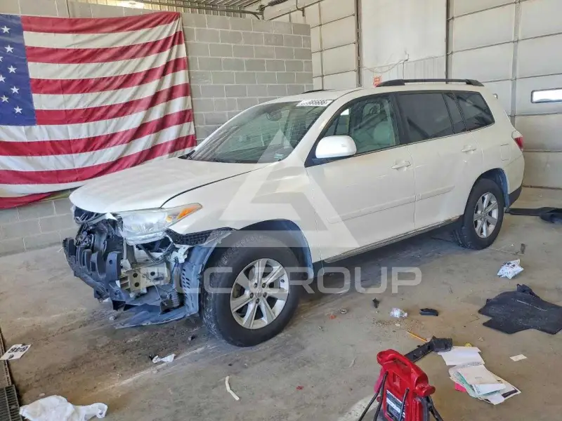 2013 Toyota Highlander photo