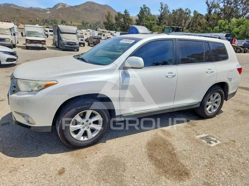 2013 Toyota Highlander фото