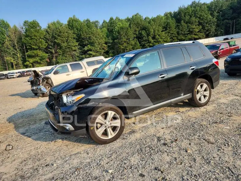 2013 Toyota Highlander фото