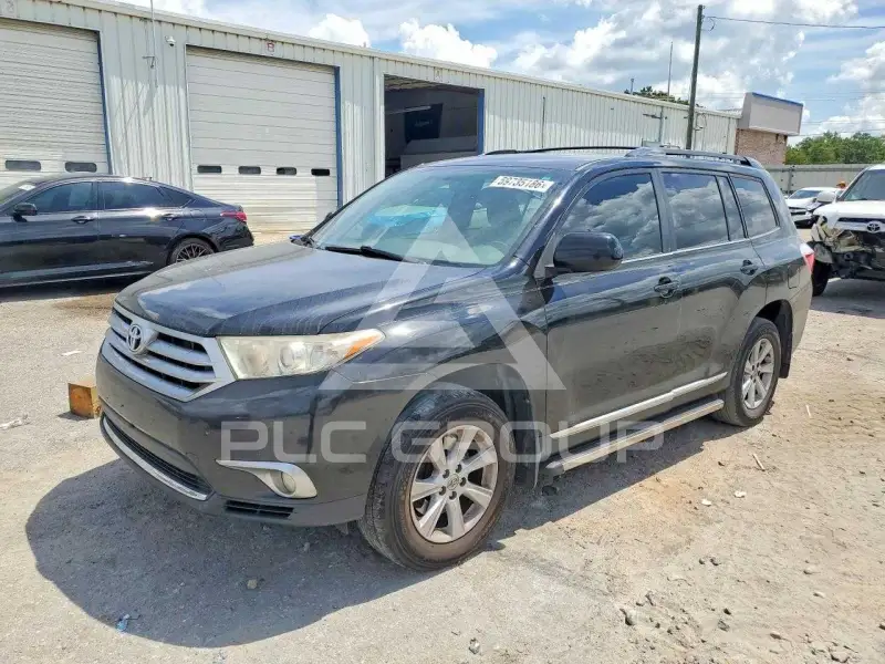 2013 Toyota Highlander фото