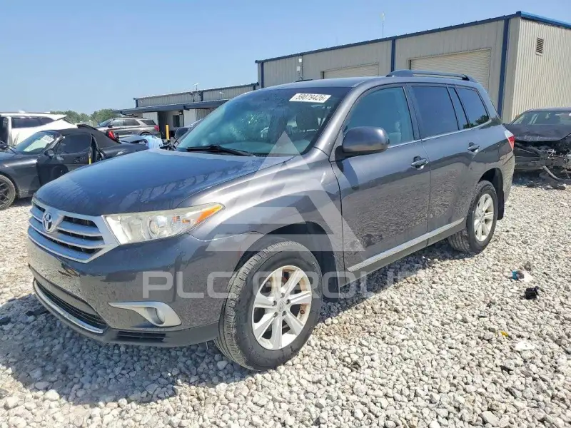 2013 Toyota Highlander фото