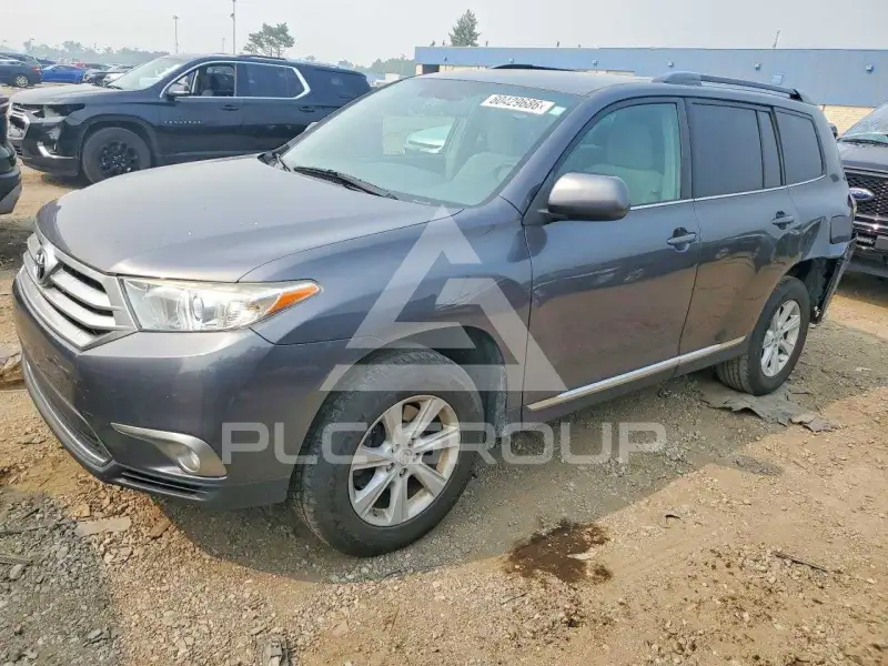 2013 Toyota Highlander photo