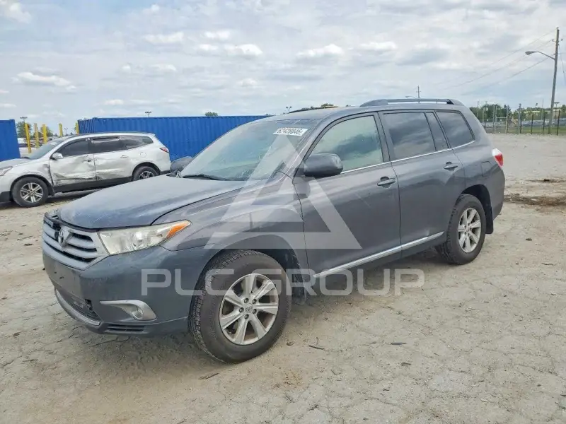 2013 Toyota Highlander фото