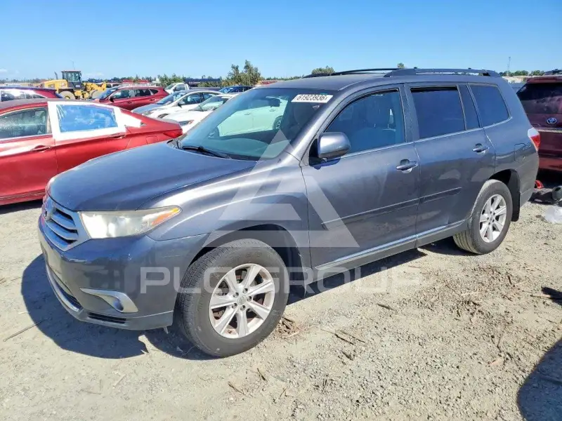 2013 Toyota Highlander фото