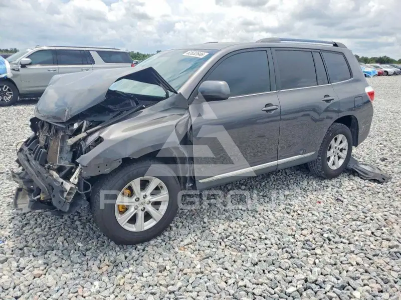 2013 Toyota Highlander фото