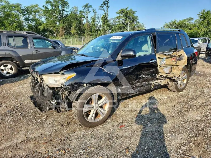 2013 Toyota Highlander фото