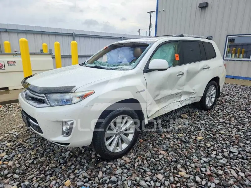 2013 Toyota Highlander photo