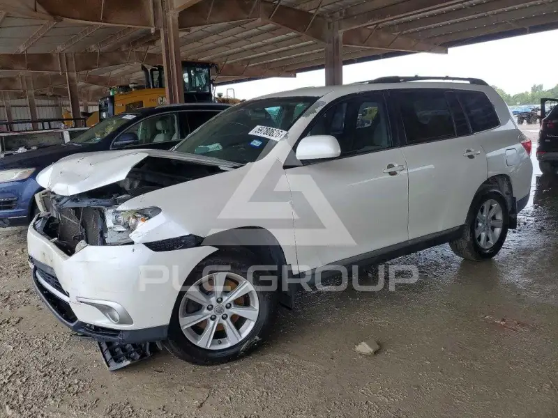 2013 Toyota Highlander photo