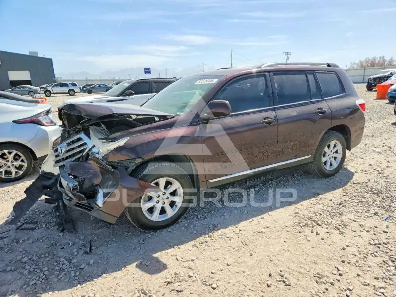 2013 Toyota Highlander фото