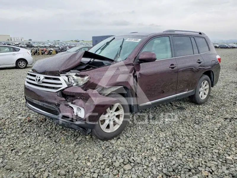 2013 Toyota Highlander фото