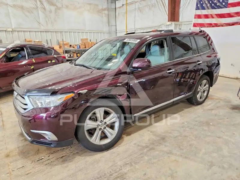2013 Toyota Highlander фото