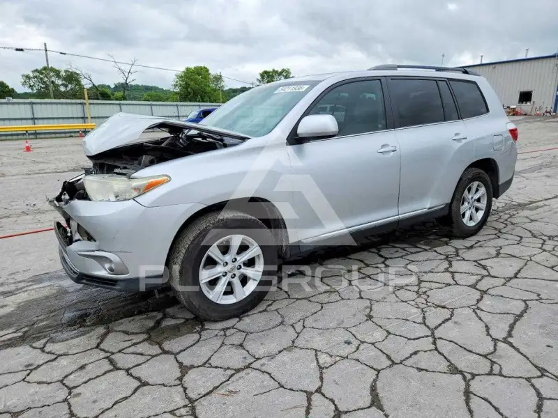 2013 Toyota Highlander photo