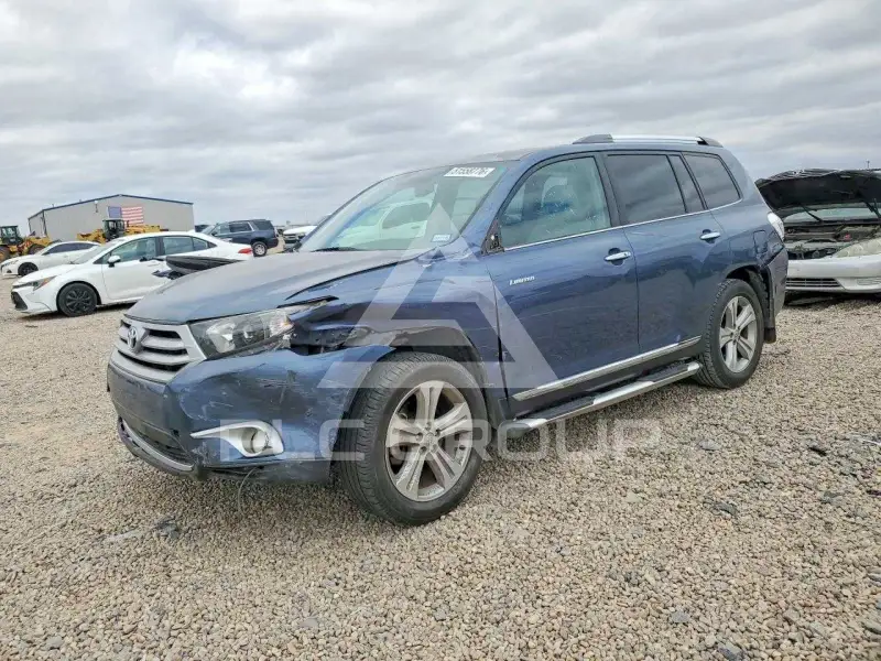 2013 Toyota Highlander фото