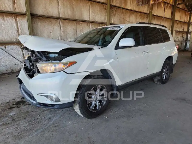 2013 Toyota Highlander фото