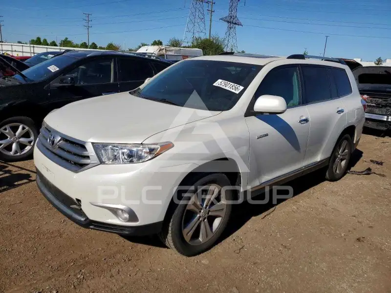 2013 Toyota Highlander фото