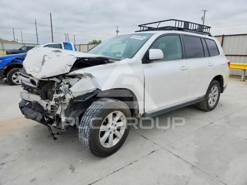 2013 Toyota Highlander фото