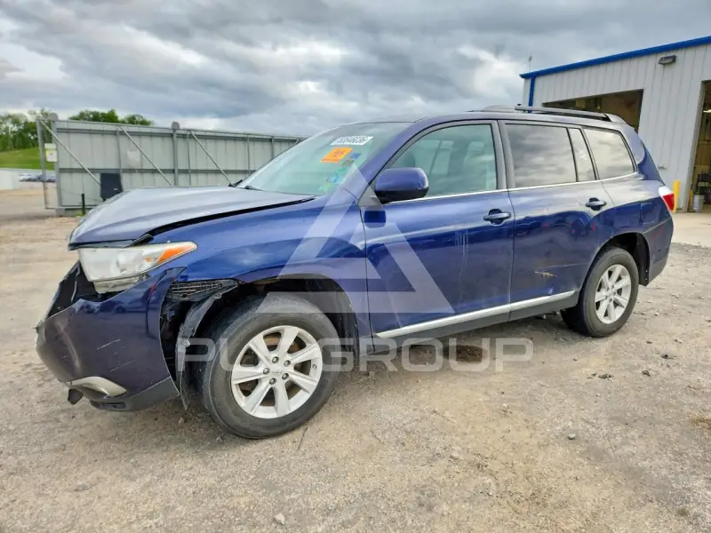 2013 Toyota Highlander photo