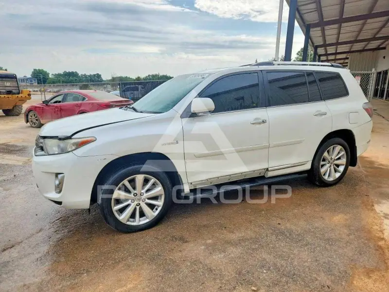 2013 Toyota Highlander фото