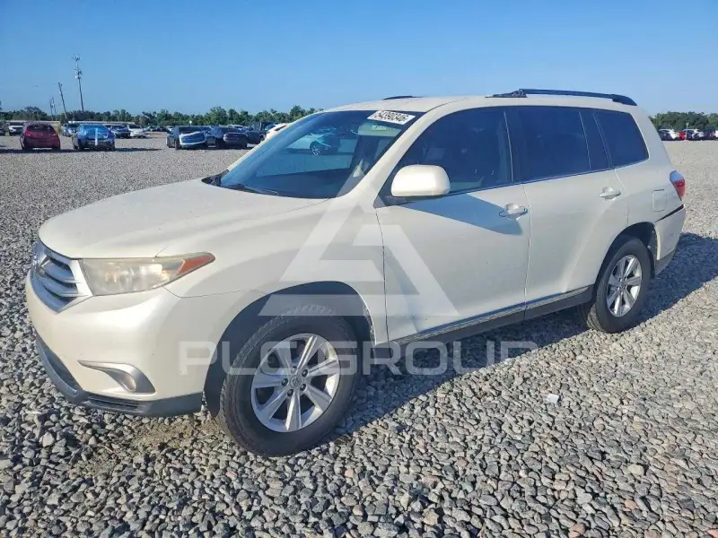 2013 Toyota Highlander photo