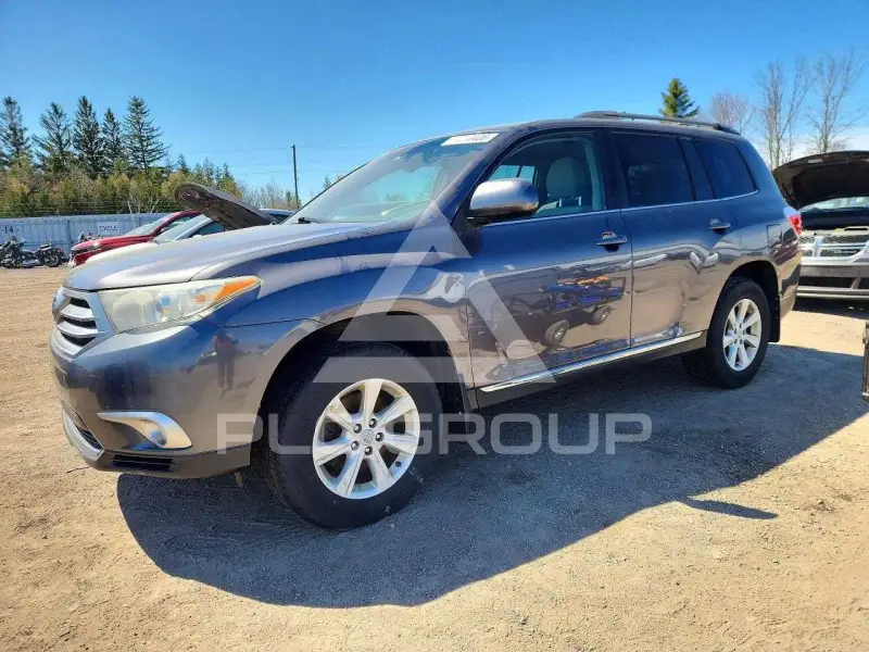 2013 Toyota Highlander фото